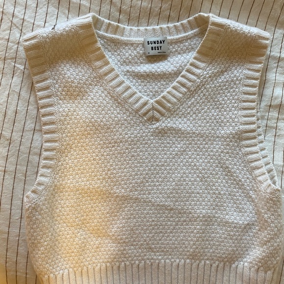 Aritzia woven cardigan ( crop length ) - Picture 1 of 3